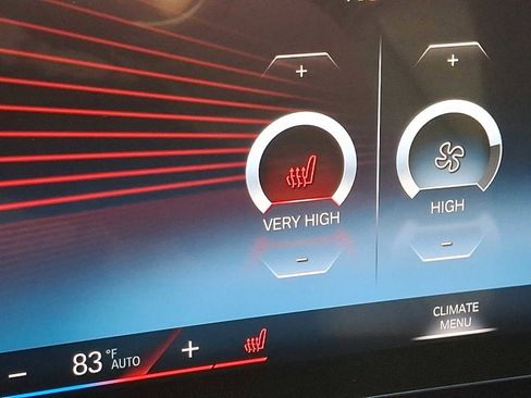 Used 2023 BMW 230i xDrive Coupe w/ Premium Package image 25