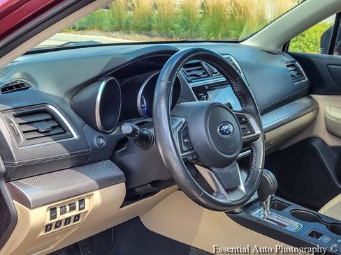 Used 2018 Subaru Outback 2.5i Premium AWD/4WD image 9