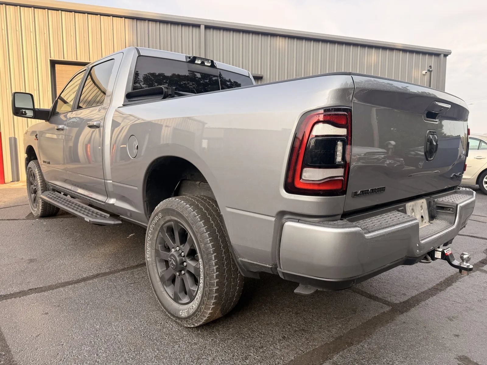 Used 2024 RAM 2500 Laramie w/ Night Edition AWD/4WD image 2