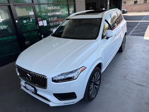 Used 2020 Volvo XC90 T5 Momentum w/ Protection Package AWD/4WD image 2