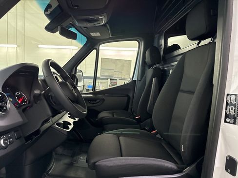 New 2025 Mercedes-Benz Sprinter 3500 image 9