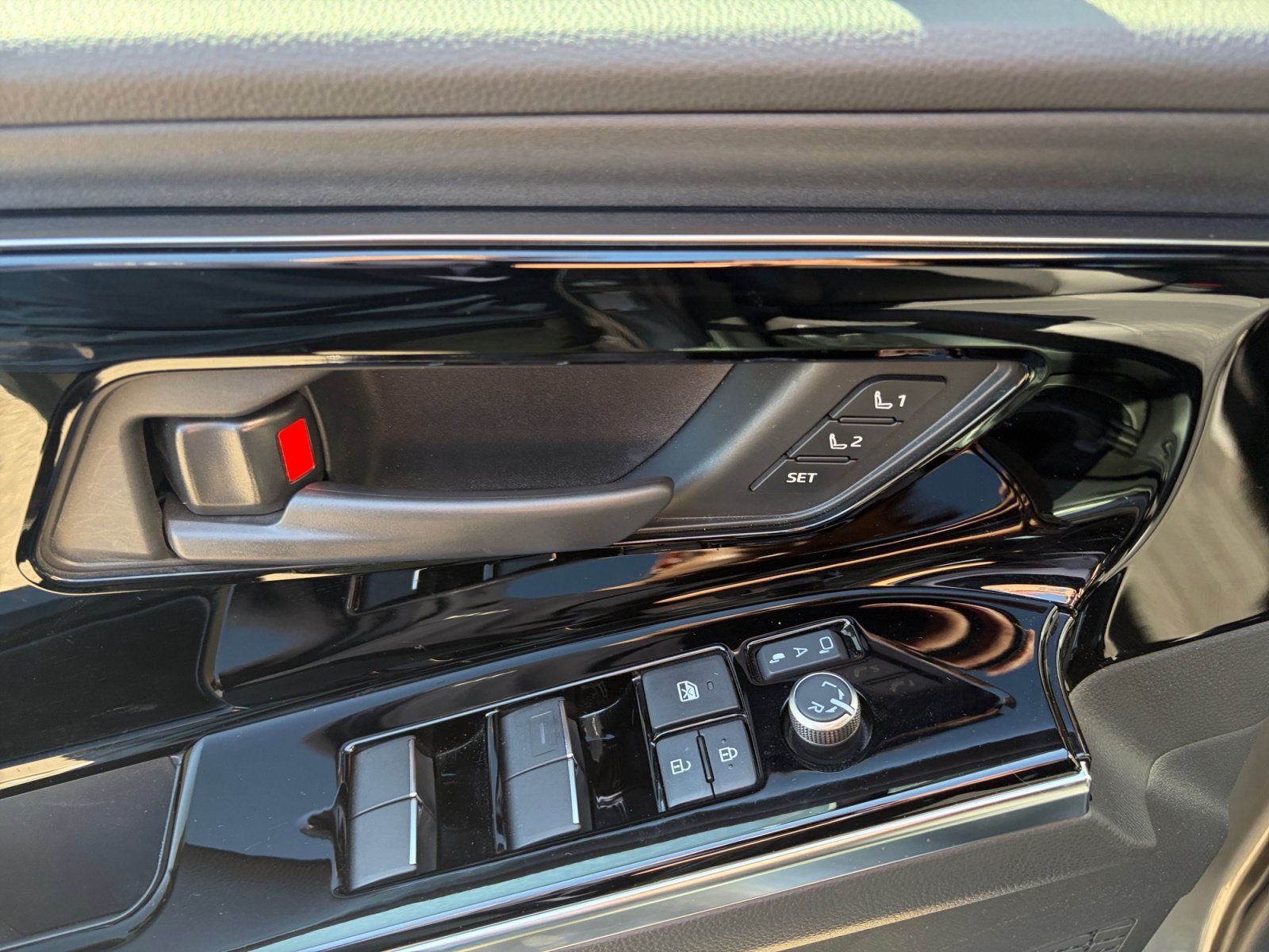 Certified 2023 Subaru Solterra AWD image 15