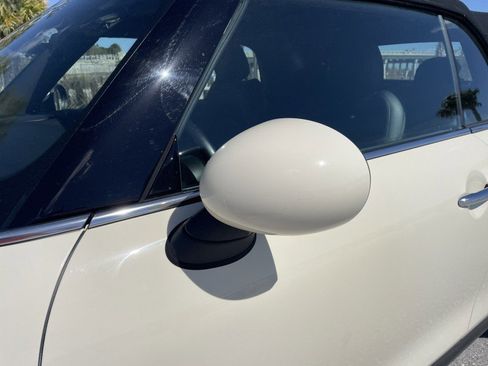 Used 2019 MINI Cooper S image 29