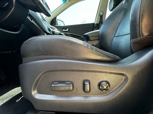 Used 2015 Hyundai Santa Fe GLS w/ Option Group 03 AWD/4WD image 13