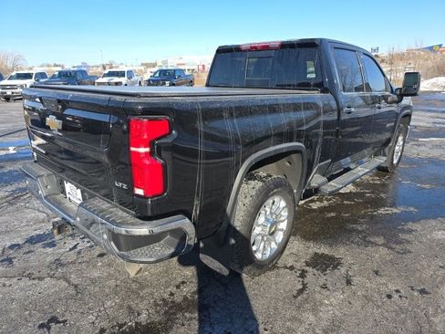 Used 2024 Chevrolet Silverado 2500 LTZ w/ LTZ Plus Package image 13