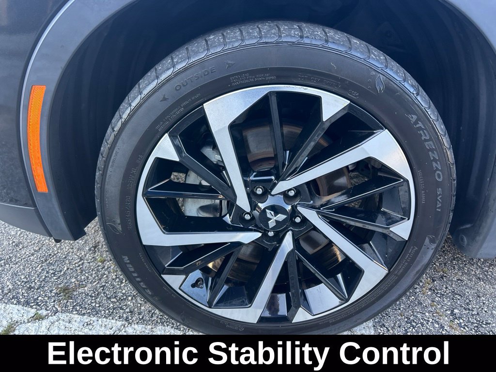 Used 2023 Mitsubishi Outlander SE AWD/4WD image 18
