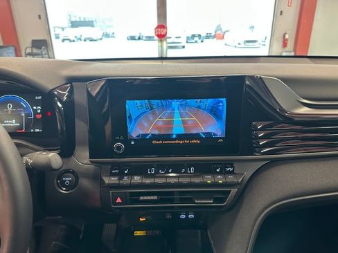 Used 2025 Toyota Camry LE w/ Convenience Package AWD/4WD image 22