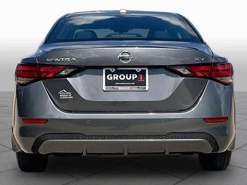 Certified 2022 Nissan Sentra SV w/ All-Weather Package FWD image 5