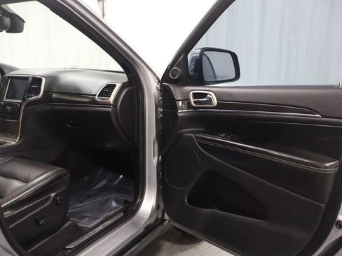 Used 2014 Jeep Grand Cherokee Limited image 14