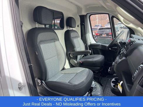 New 2026 RAM ProMaster 2500 w/ Convenience Group image 21