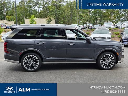 New 2026 Hyundai Palisade Calligraphy FWD image 11