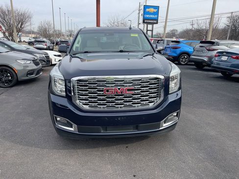 Used 2019 GMC Yukon Denali image 2