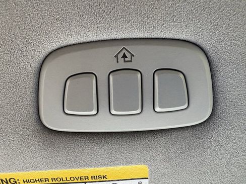 Used 2024 Ford F350 Limited image 14