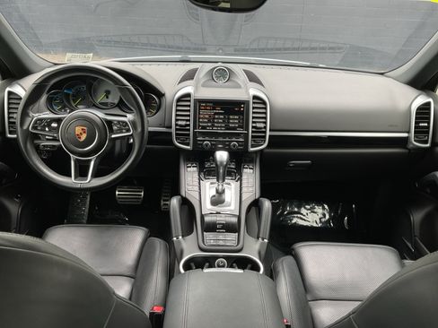 Used 2016 Porsche Cayenne S AWD/4WD image 15