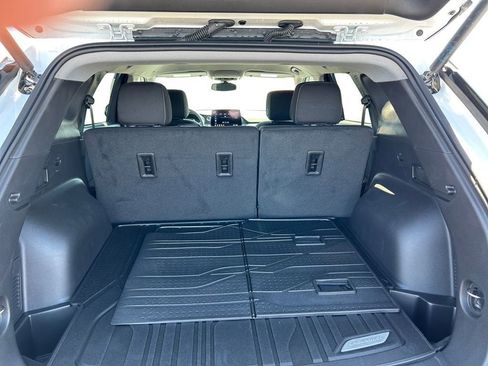 New 2026 Chevrolet Blazer LT w/ Convenience Package FWD image 19