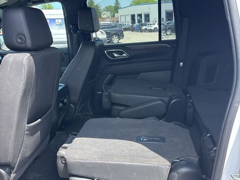 Used 2023 Chevrolet Suburban Z71 AWD/4WD image 9