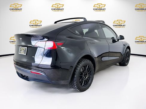 Used 2021 Tesla Model Y Long Range image 7