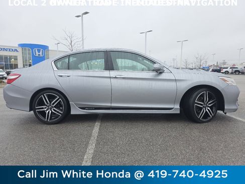 Certified 2017 Honda Accord Touring image 19