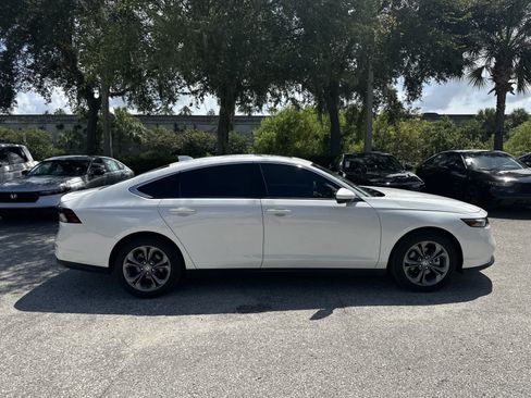 Used 2024 Honda Accord EX image 7