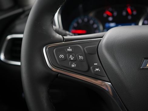 Used 2024 Chevrolet Equinox LT FWD image 26