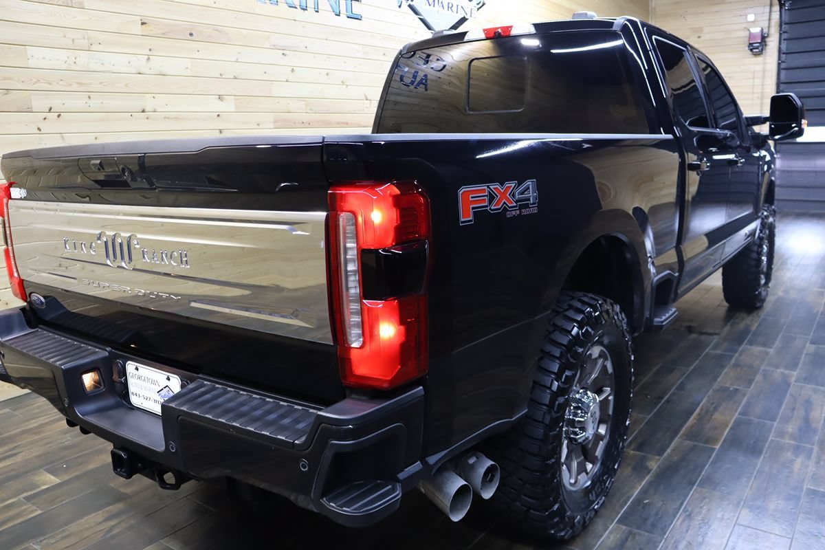 Used 2025 Ford F250 King Ranch w/ FX4 Off-Road Package AWD/4WD image 5
