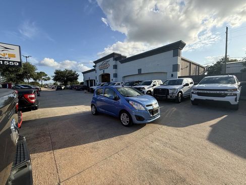 Used 2013 Chevrolet Spark LT FWD image 42
