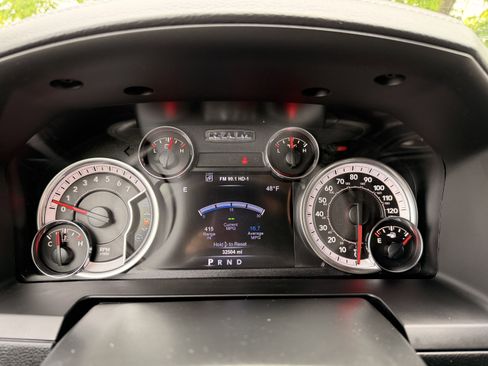 Used 2017 RAM 1500 Laramie w/ Convenience Group AWD/4WD image 17