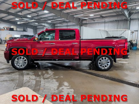 Used 2019 GMC Sierra 2500 Denali w/ Duramax Plus Package AWD/4WD image 5
