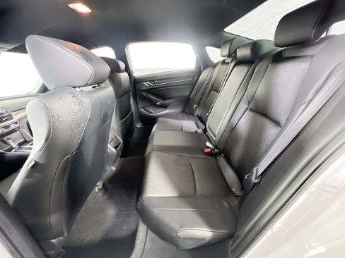 Used 2018 Honda Accord Sport image 22