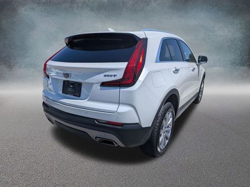 Used 2023 Cadillac XT4 Premium Luxury w/ Cold Weather Package FWD image 5