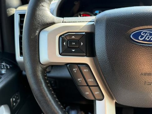 Used 2019 Ford F150 Lariat w/ Trailer Tow Package AWD/4WD image 18