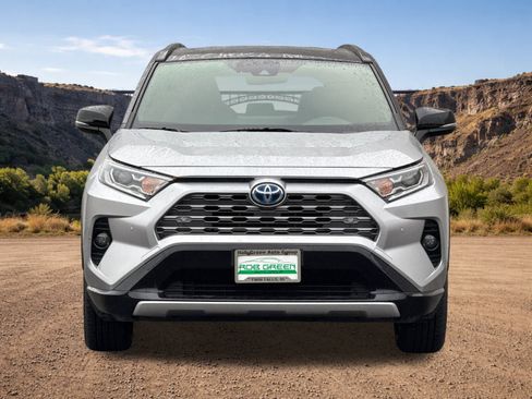 Used 2020 Toyota RAV4 XSE image 8