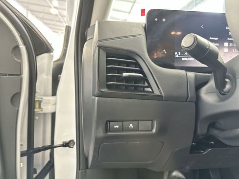New 2026 Nissan Sentra SV FWD image 18
