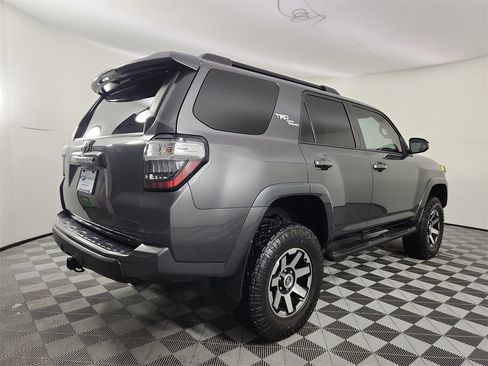 Used 2019 Toyota 4Runner TRD Off-Road image 5