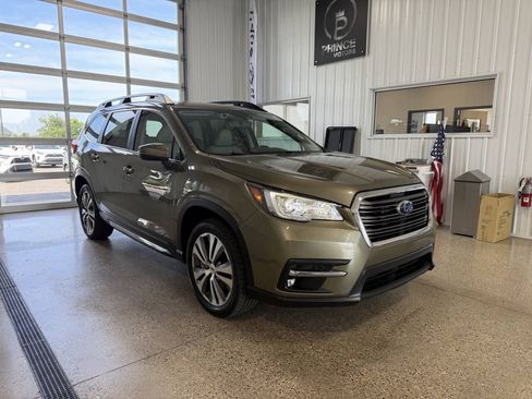 Used 2022 Subaru Ascent Limited AWD/4WD image 6