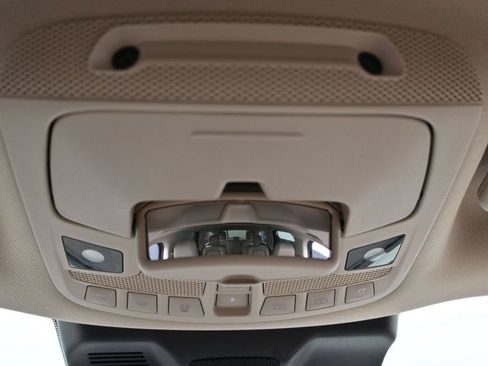 Used 2024 Lincoln Navigator Premiere AWD/4WD image 46