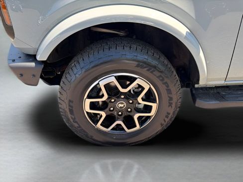 Certified 2022 Ford Bronco Outer Banks AWD/4WD image 21