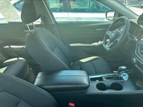 Used 2020 Nissan Altima 2.5 S FWD image 6