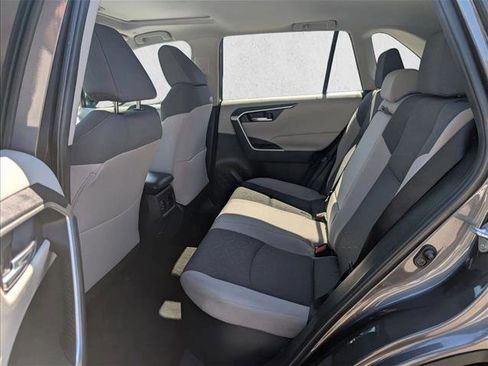 Used 2024 Toyota RAV4 XLE w/ Convenience Package image 16