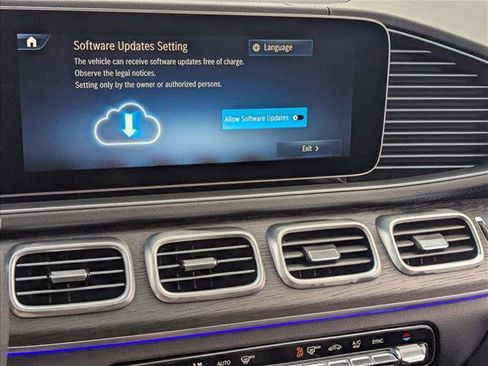 New 2026 Mercedes-Benz GLS 450 4MATIC image 11