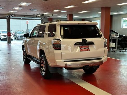 Used 2024 Toyota 4Runner TRD Off-Road Premium w/ Off Road Premium Plus Package AWD/4WD image 5