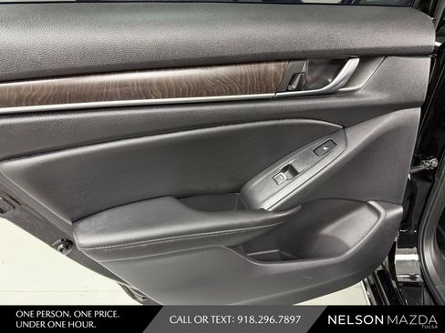 Used 2022 Honda Accord Touring image 40