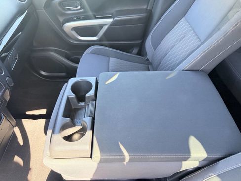 Used 2022 Nissan Titan SV w/ Accessory Utility Package RWD image 15