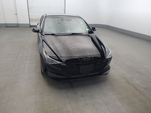 Used 2023 Hyundai Elantra SEL w/ Convenience Package FWD image 14