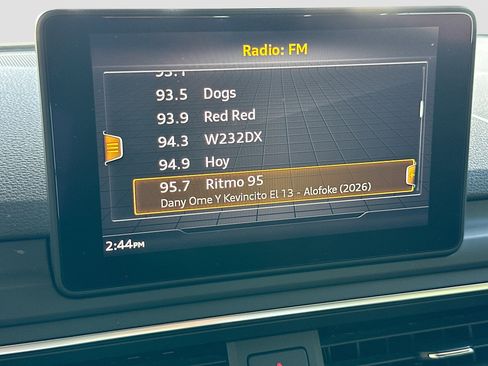 Used 2019 Audi A4 2.0T Premium image 14