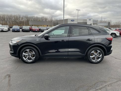 Used 2025 Ford Escape ST-Line w/ Equipment Group 301A image 2