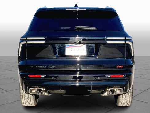 Certified 2024 Chevrolet Traverse RS w/ LPO, Floor Liner Package image 4