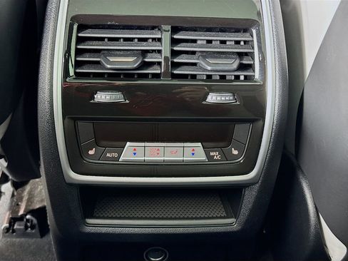 Used 2022 BMW X5 M w/ Competition Package 2 image 43