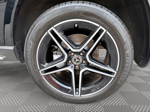 Used 2020 Mercedes-Benz GLS 580 4MATIC image 29