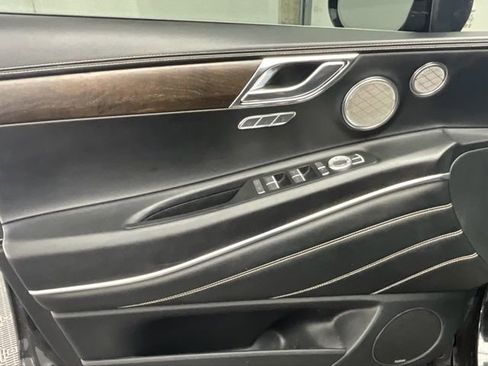 Used 2023 Genesis GV80 2.5T w/ Advanced Package image 15